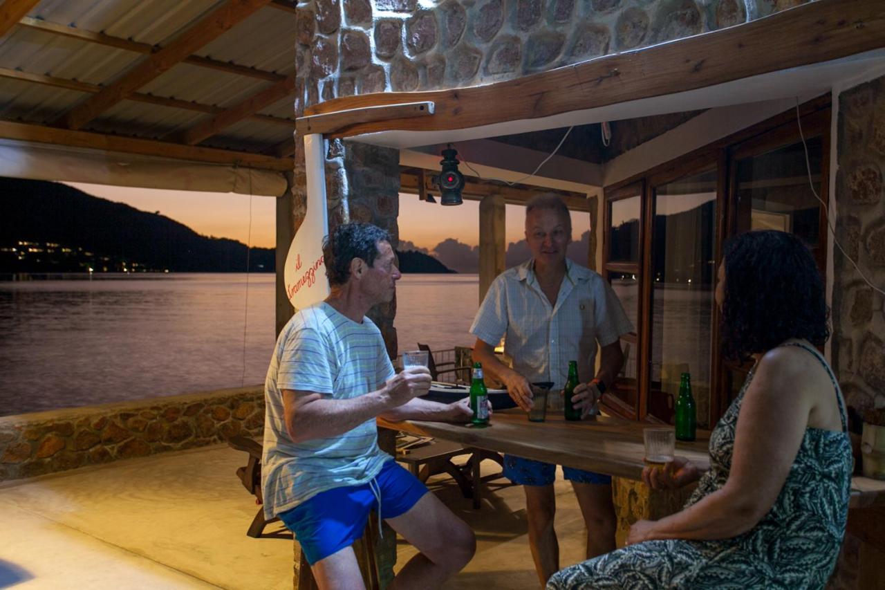 La Saline Anse Volbert Village Exterior foto